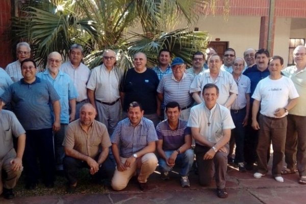 Goya: El obispo Canecin anunció nuevos destinos pastorales