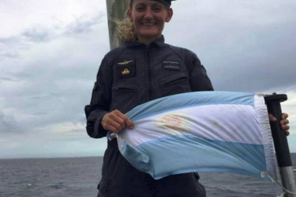 Quién es la única mujer a bordo del submarino perdido