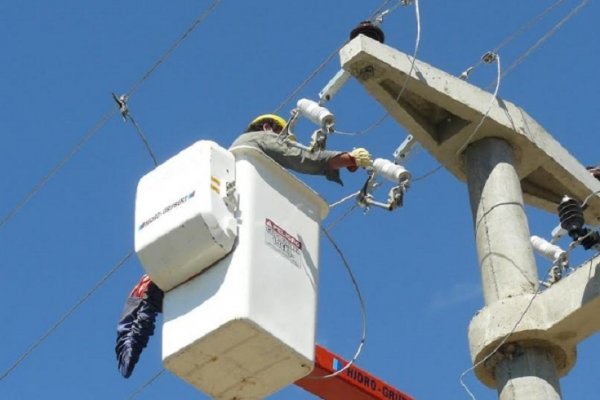 DPEC mantiene infraestructura de distribución en Goya