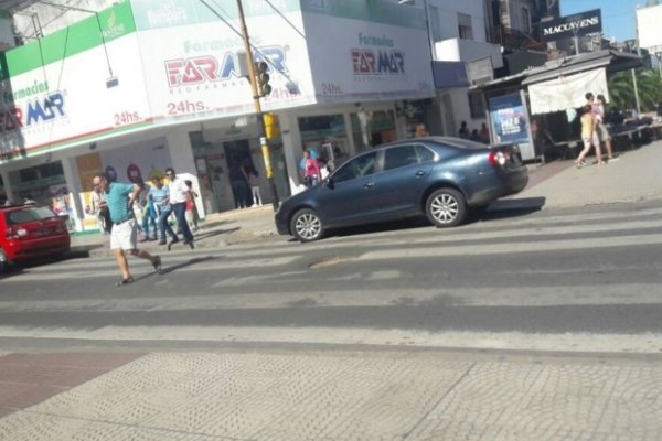 La Policia Federal realiza varios allanamientos en farmacias de Corrientes