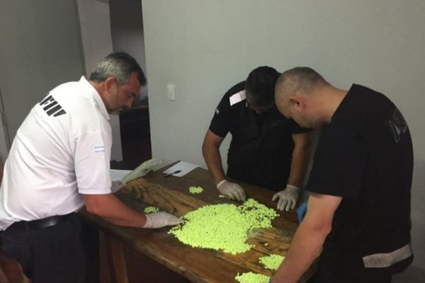 Incautan más de 37 mil pastillas de anfetaminas y metanfetaminas