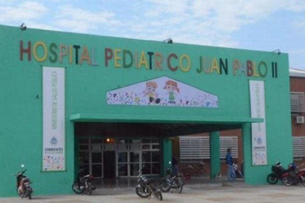 Nena de 8 años grave al ser atropellada por un auto