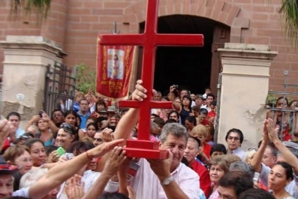Canecin expresó su cercanía a los peregrinos de la Cruz Gil
