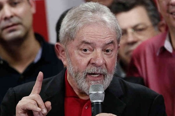 Lula encabeza las encuestas pero intentarán inhabilitarlo