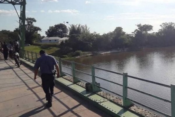 Río Santa Lucía: Buscan a un hombre que se habría ahogado en zona de Paso Rubio