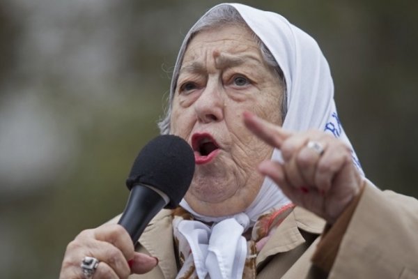 Bonafini: Quieren achicar la Plaza de Mayo para que entre menos gente
