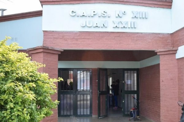 Delincuentes asaltaron el CAPS del barrio Juan XXIII y se llevaron una computadora