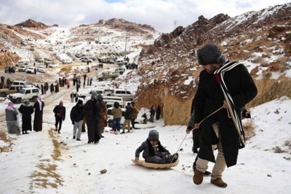 Cayó nieve en el desierto de Arabia Saudita