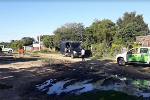 Dos detenidos en el barrio Lomas del Mirador tras varios allanamientos