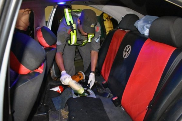 Corrientes: Detenidos por viajabar con 12 kilos de marihuana ocultos en el tanque de combustible