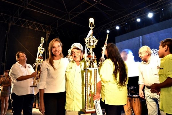 Con la cena show se cerró la edición número 32 de la Fiesta del Pacú