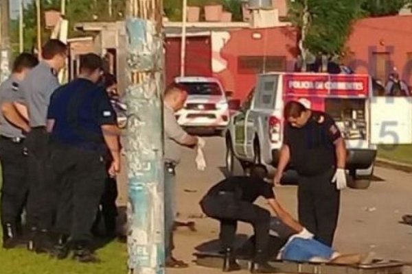 Barrio Pirayuí: policía fue atacado por familiares de un joven atropellado en un siniestro vial