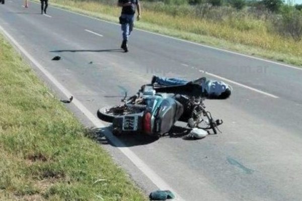 Motociclista murió al chocar contra un equino y luego ser embestido por un automóvil en el acceso a Goya