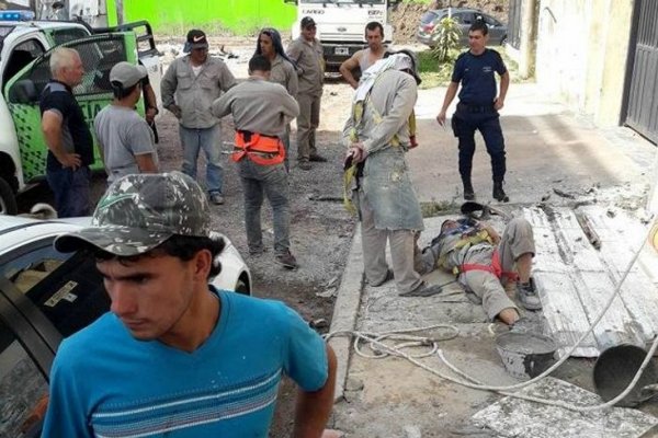 Obrero grave al caer de una obra en construcción
