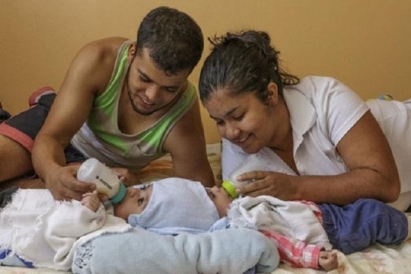 Operación inédita: 18 horas para separar a siameses unidos por las cabezas
