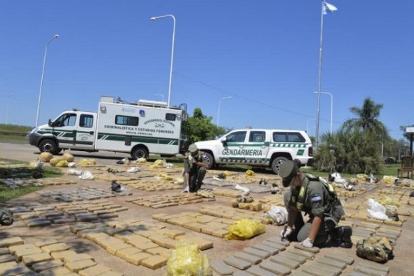 Hallaron 1961 kilos de marihuana en Ruta 12