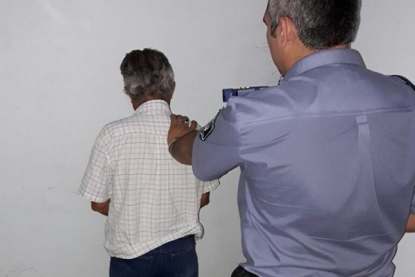 Detuvieron a un hombre que vendía informes médicos truchos