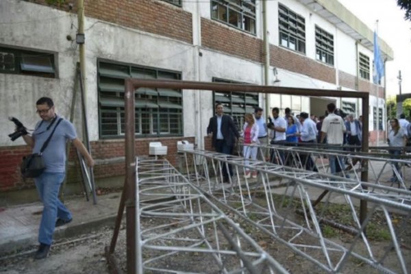 Ituzaingó: firman convenio para la construcción del nuevo Hospital y el Polideportivo Municipal