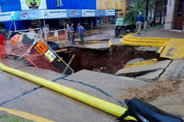 Se hundió el pavimento en zona céntrica de Bella Vista