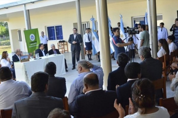 Inauguraron una nueva escuela en el paraje Yahapé