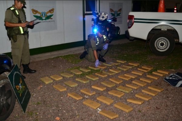 Dos mujeres quedaron detenidas por transportar marihuana