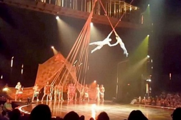 Murió un acróbata del Cirque du Soleil al caer desde 4 metros en pleno show
