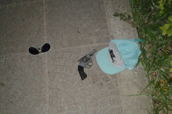 Adolescente armado intentó asaltar un comercio y fue reducido por vecinos