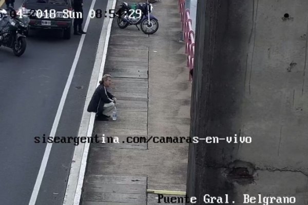 Demora en el Puente Belgrano por un hombre que amenazó con suicidarse