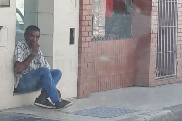 Preso, con salidas transitorias por violar a su hija, merodeaba un colegio céntrico