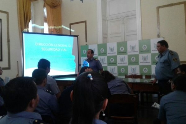 Capacitación al personal policial en materia de seguridad vial