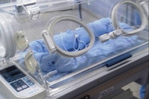 Entregaron una incubadora de transporte al hospital de Goya