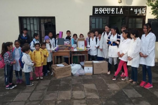 La Fundación Salvador Miqueri apadrina a cinco escuelas rurales