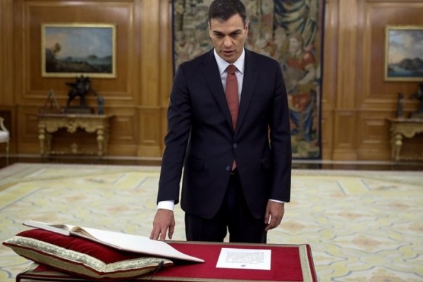 España: Pedro Sánchez tomó posesión como nuevo presidente