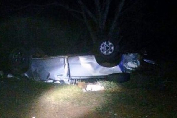 Dos correntinos murieron tras el vuelco de una camioneta