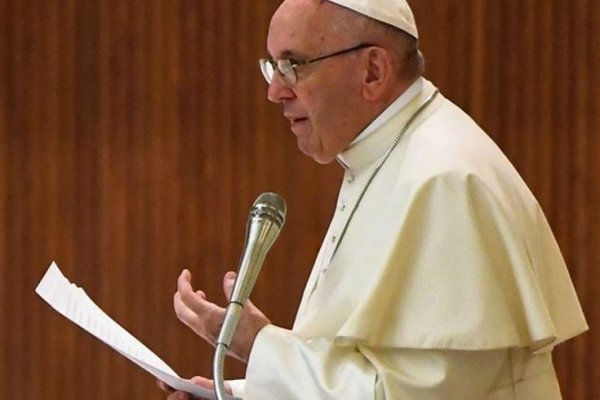 El Papa comparó el aborto con los crímenes que cometió el nazismo