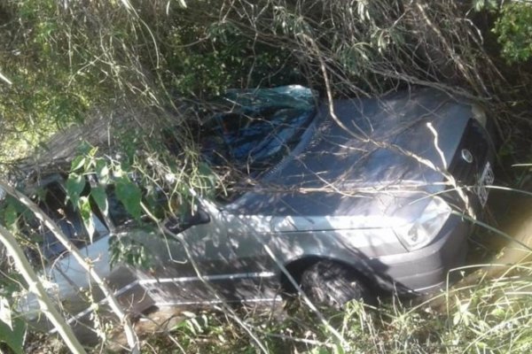 Atajo: Mujer fue a parar a un zanjón al intentar esquivar a terneros