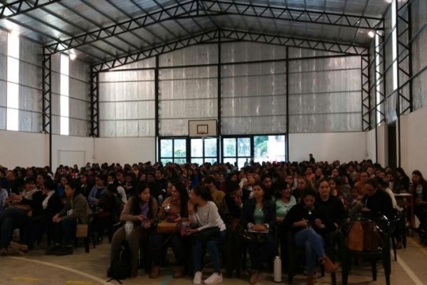 Entregaron certificados del curso de  capacitación gratuita a la administración pública