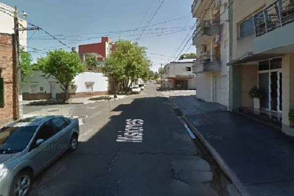 Sereno fue atacado a cuchillazos en pleno barrio Cambá Cuá