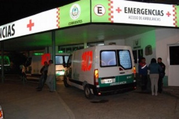 Balean en la cabeza a una mujer y sospechan de sus familiares
