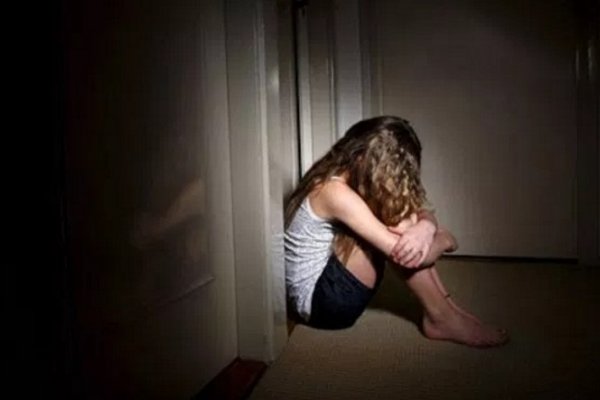 Dieron de alta a la nena abusada por su primo: Quedó bajo la guarda de su padre