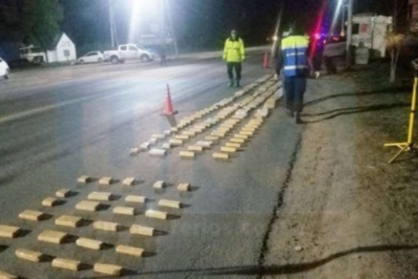 Una pareja correntina y dos misioneros fueron detenidos con un cargamento de droga en Entre Ríos