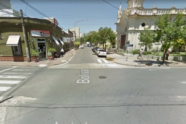 Pleno centro: Dejó su auto con las llaves puestas y le robaron