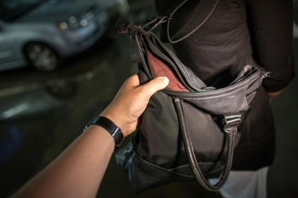 Denuncian nuevo hecho de inseguridad: Docente sorprendida por motochorro en el B° Nuevo
