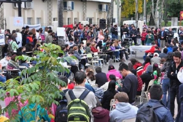UNNE: dictarán una clase pública en defensa de la universidad y los docentes
