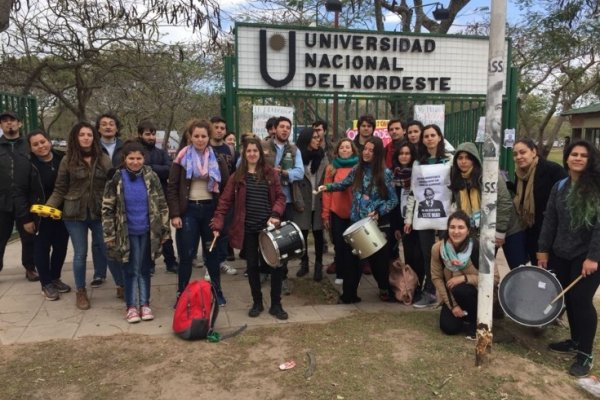 Estudiantes de Biología de la UNNE denuncian irregularidades en el Plan de Estudios