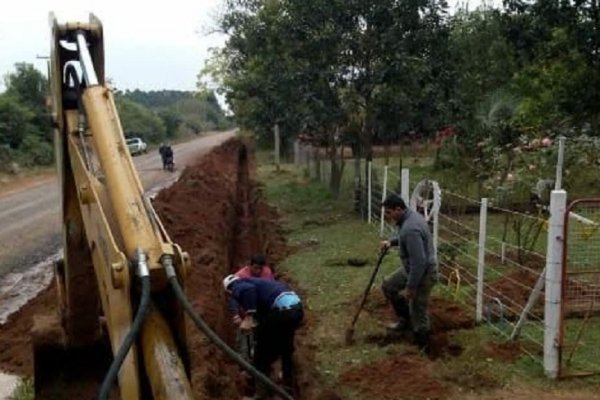 Con 54 familias beneficiadas, se concluyó la red de agua en Manantiales