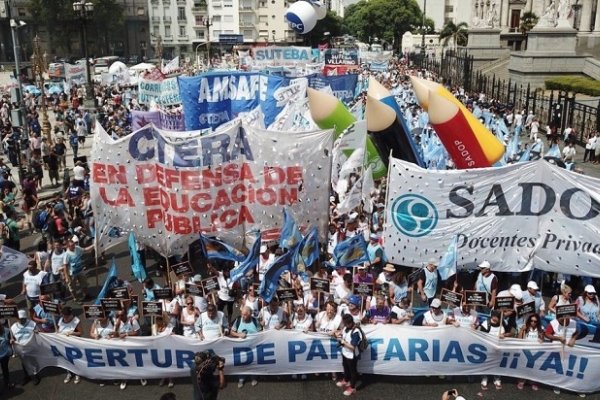 El 13 de septiembre habrá paro nacional docente y marcha al Congreso