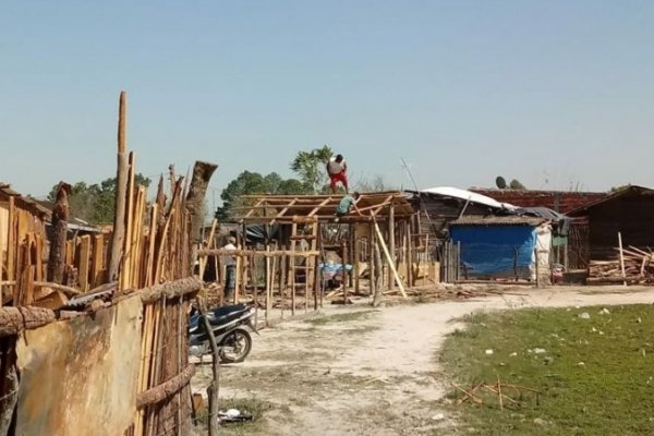Tensión en Goya por desalojo de familias en un asentamiento