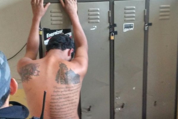 La Policía demoró a un joven con dos pedidos de captura
