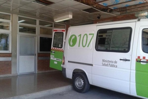 Motociclista grave tras derrapar sobre un puente en Riachuelo